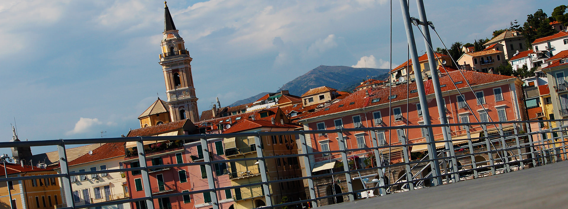 Imperia veduta di Oneglia