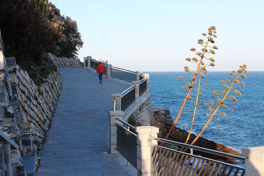 Passeggiata degli innamorati alla Foce di Porto Maurizio