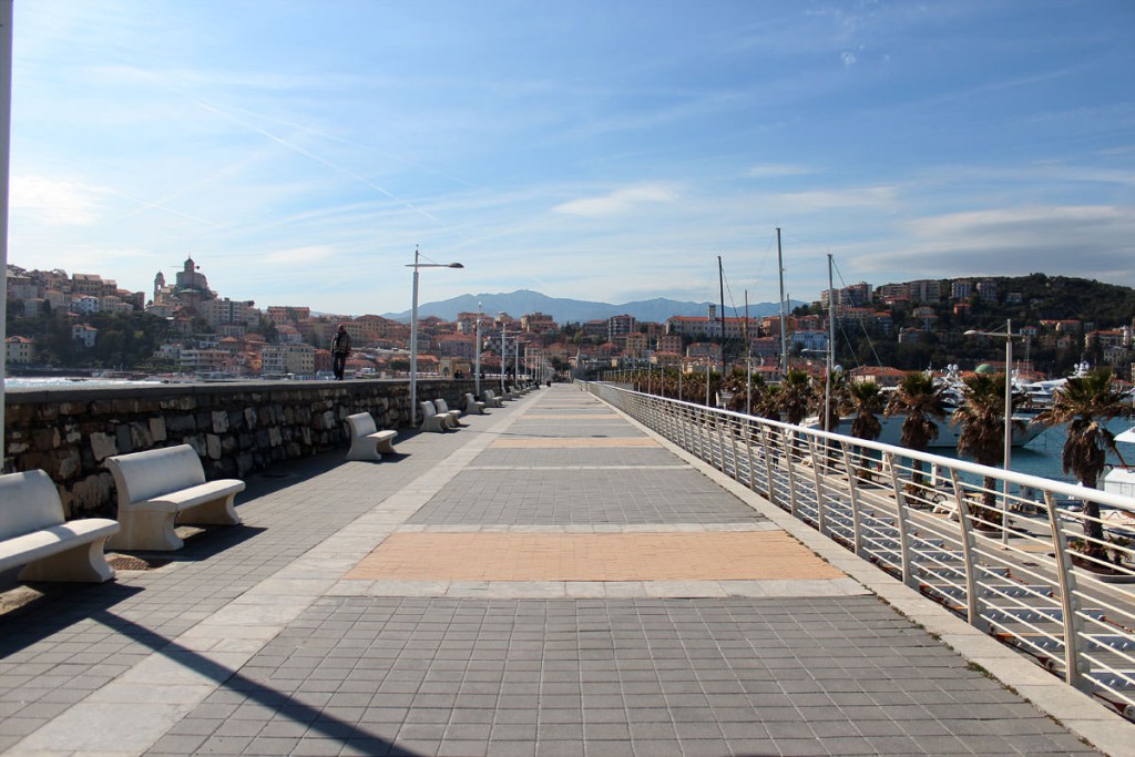 Il molo lungo di Borgo Marina