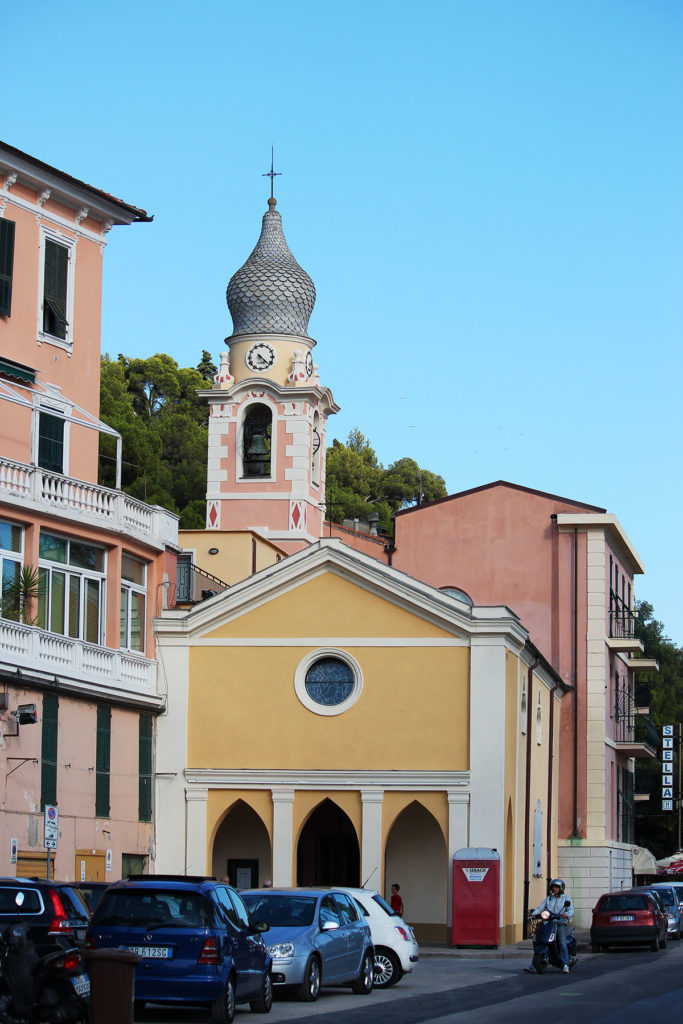 Chiesa di Borgo Peri