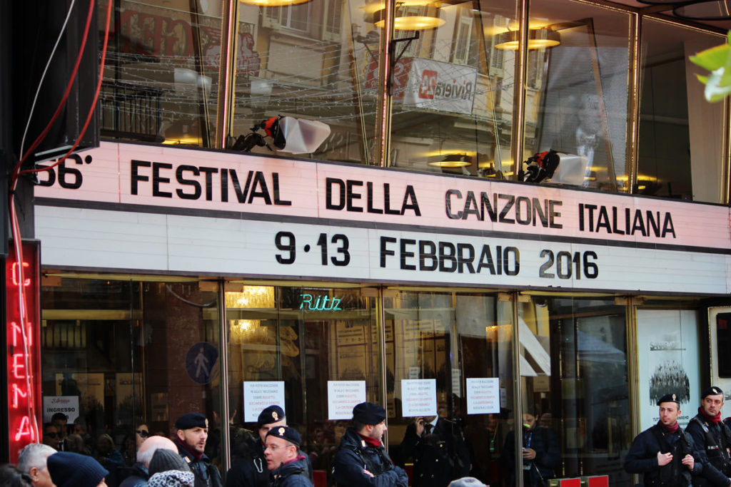 Ingresso teatro Ariston durante il festival di Sanremo